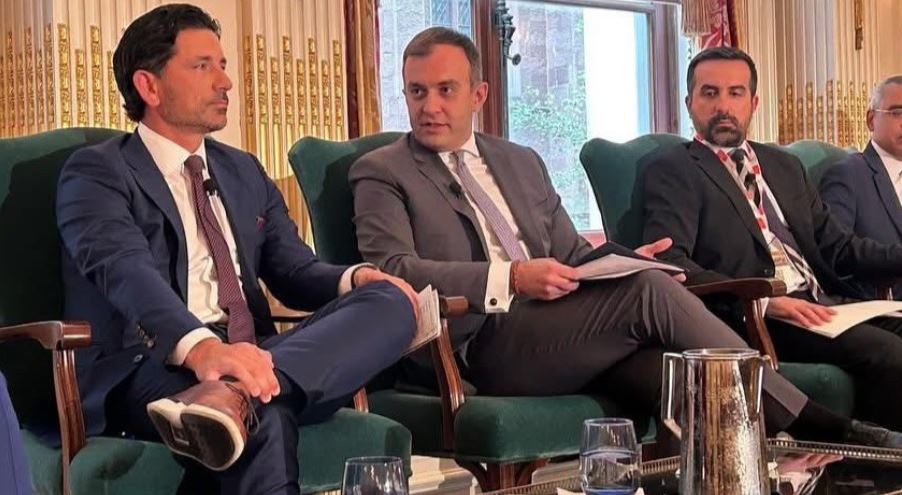 Στο 6ο Συνέδριο του Economist για την Ανατολική Μεσόγειο ο υφ. Εξωτερικών Τάσος Χατζηβασιλείου