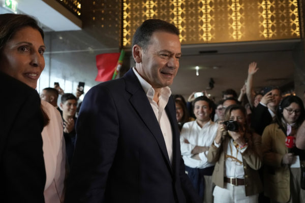 Βουλευτικές εκλογές στην Πορτογαλία: Νίκη της δεξιάς – Ενισχύθηκε η άκρα δεξιά