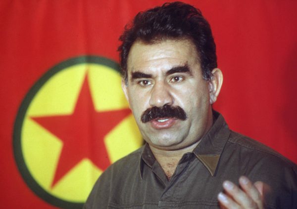 Οτσαλάν: Απαραίτητο να υπάρξει «αλλαγή» για να συμφιλιωθούν η Τουρκία και οι Κούρδοι