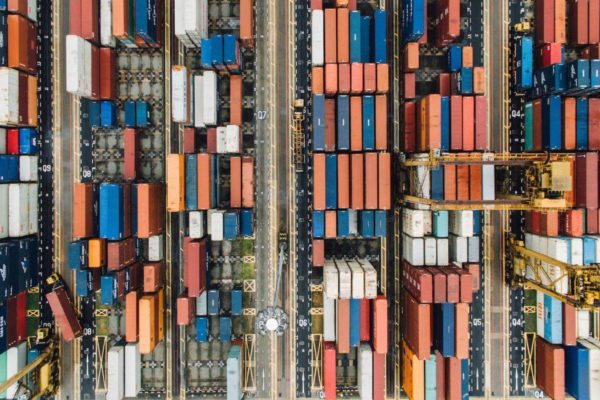 UBS: Ανησυχούν για τον εμπορικό πόλεμο τα ισχυρά family offices του κόσμου