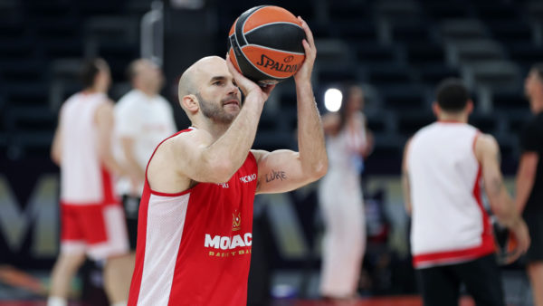 Καλάθης: «Αν είμαι υγιής θα αγωνιστώ με την Εθνική Ομάδα»