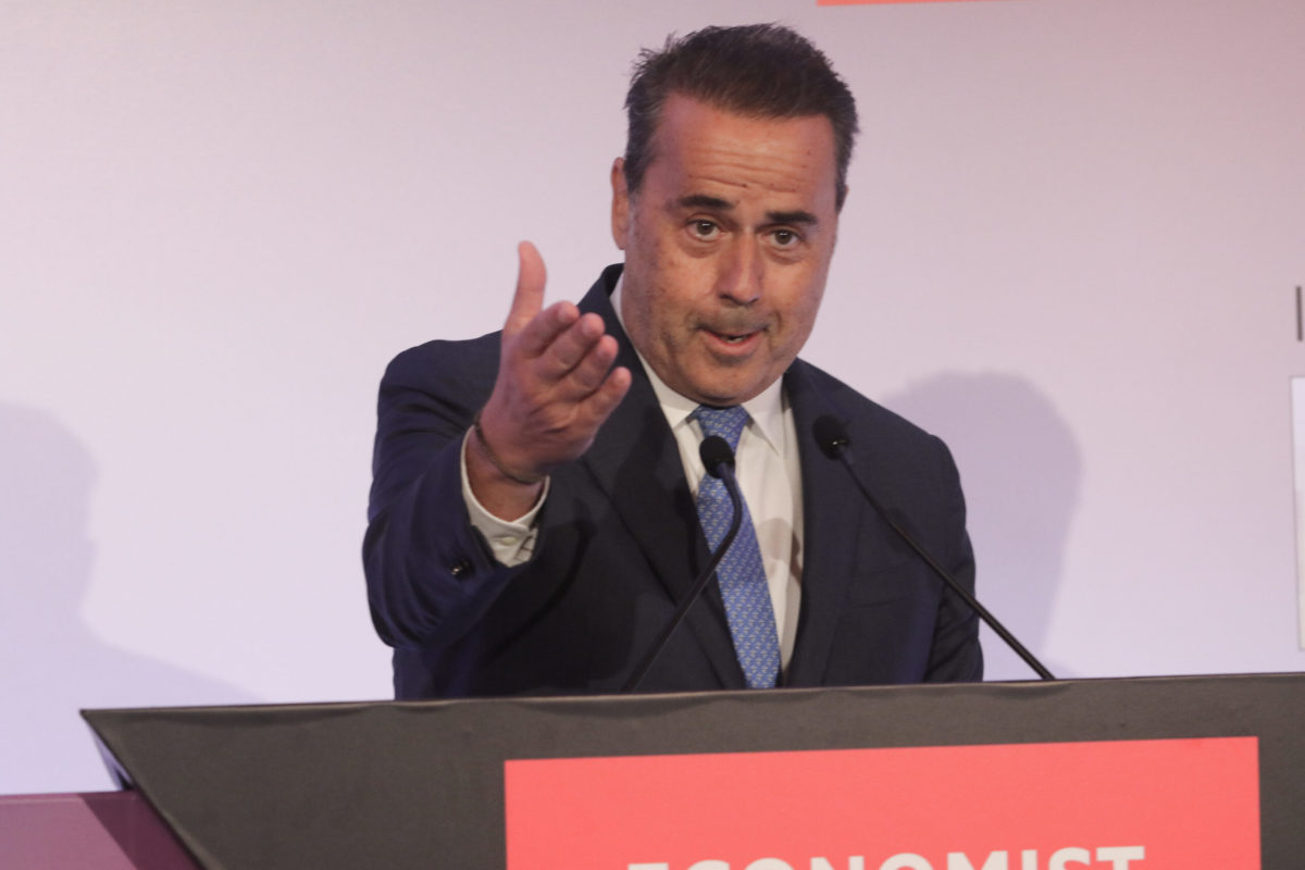 Στ. Παπασταύρου: Η κυβέρνηση επιλέγει να αξιοποιήσει τις σταθερές της χώρας μας, τη γεωπολιτική μας θέση, την αιολική και ηλιακή ενέργεια