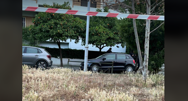 Αυτοκίνητο έπεσε σε στάση λεωφορείου στο Χαλάνδρι – Τρεις τραυματίες ενώ αυτοτραυματίστηκε ο οδηγός του οχήματος