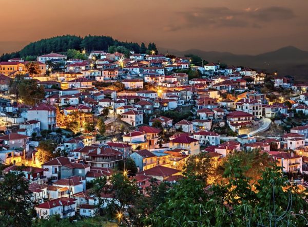 Αυτό είναι το "ζωντανό" χωριό των πολυτέκνων της Λάρισας - Οικογένειες με πάνω από δέκα παιδιά (φωτο)
