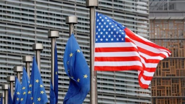 Ο Τραμπ επιβεβαιώνει την παράταση αναστολής των δασμών στην ΕΕ μέχρι τις 9 Ιουλίου