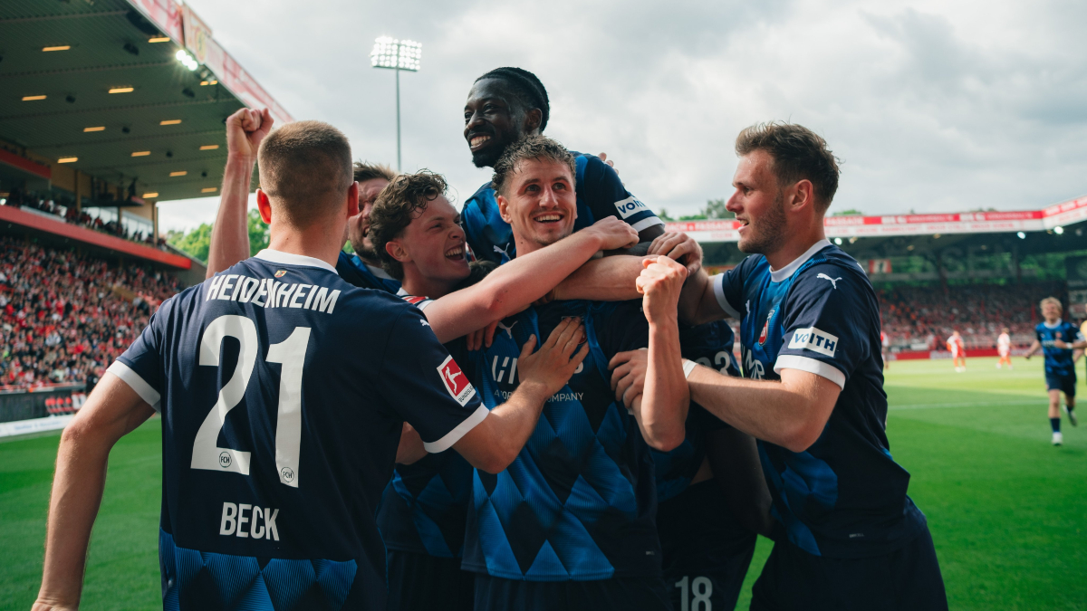Η Χάιντενχαϊμ παρέμεινε στην Bundesliga με ήρωα τον Σιέζνα