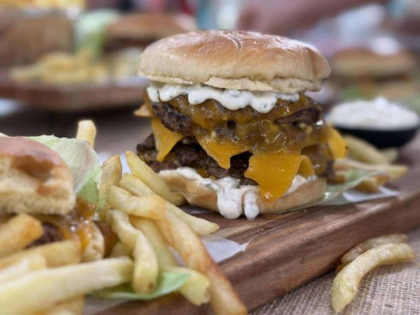 Smash burger για την παγκόσμια ημέρα μπέργκερ!