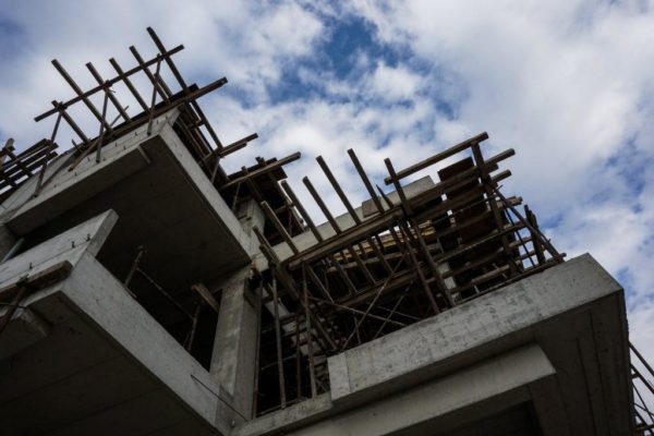 Σαντορίνη: «Μπλόκο» ΣτΕ στην άρση των περιορισμών