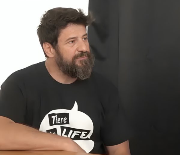 Ο κύκλος που έκλεισε για τον Αλέξη Γεωργούλη, οι αγιογραφίες, η εκκλησία και η περιοχή στη Λάρισα που θέλει να μείνει μόνιμα