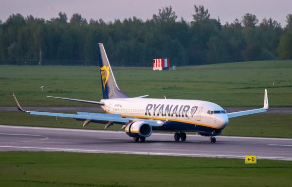 Η Ryanair αναστέλλει όλες τις πτήσεις της προς το Τελ Αβίβ μέχρι τέλος Ιουλίου