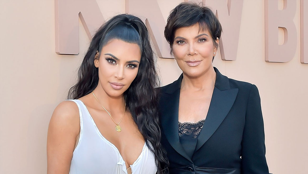 Kris Jenner: Τα τρυφερά λόγια για την αποφοίτηση της Kim Kardashian από τη Νομική – «Ποτέ δεν είναι αργά να κυνηγήσεις τα όνειρά σου»