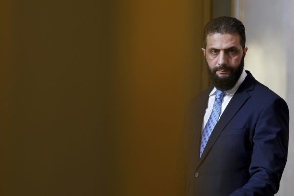 Άχμεντ αλ Σάρα: «Συρία και Ισραήλ έχουν κοινούς εχθρούς – Σημαντικός ο ρόλος τους στην περιφερειακή ασφάλεια»