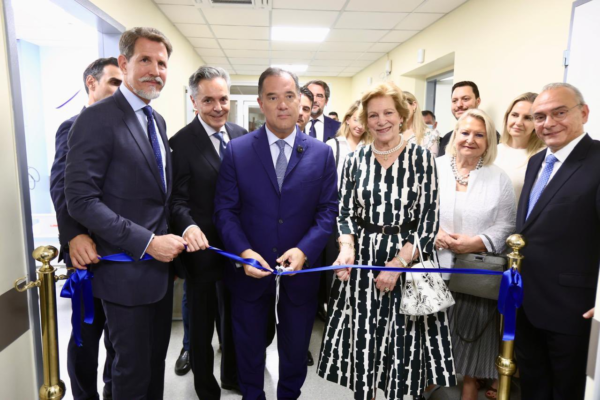 Α. Γεωργιάδης: Εγκαινίασε αίθουσες βραχείας νοσηλείας ογκολογικών ασθενών αιματολογικής κλινικής στον «Ευαγγελισμό»