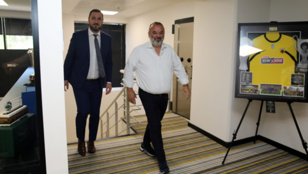 Δεν θα δώσει το παρών ο Ηλιόπουλος, με Λυσάνδρου και Αρκάδη εκπροσωπείται η ΑΕΚ στη συνάντηση των “Big 5”