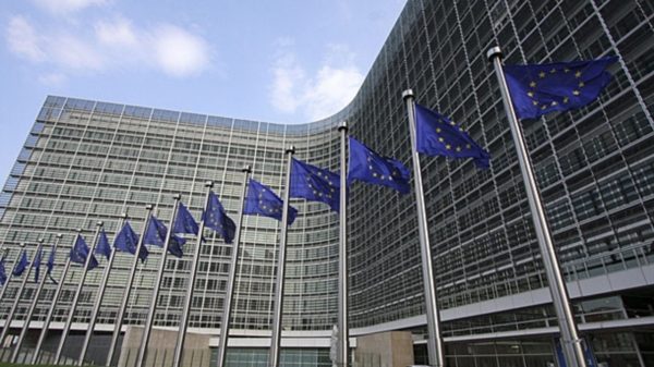 Συστάσεις για την Ελλάδα στην Εαρινή Οικονομική έκθεση της Κομισιόν: Εστιάζουν σο Σχέδιο Ανάκαμψης και Ανθεκτικότητας και τη δημοσιονομική σταθερότητα