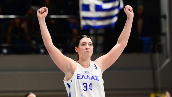 Φασούλα στην ΕΡΤ: «Συγκινητικό να παίζω στο ΣΕΦ με την Εθνική» (vid)