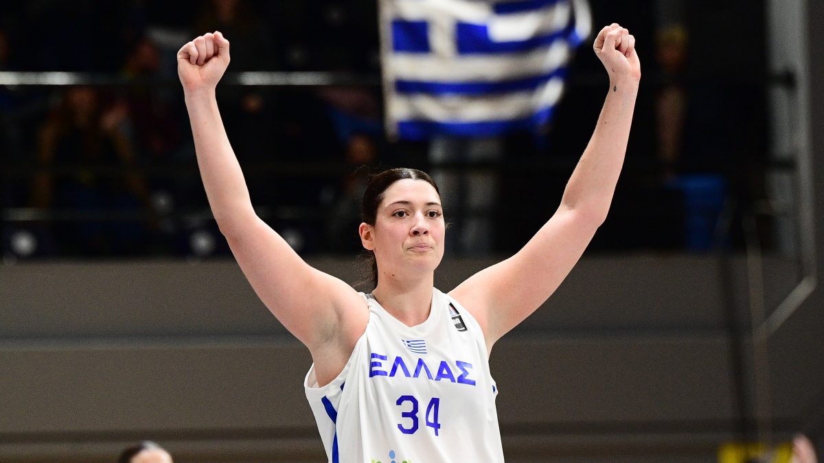 Φασούλα στην ΕΡΤ: «Συγκινητικό να παίζω στο ΣΕΦ με την Εθνική» (vid)