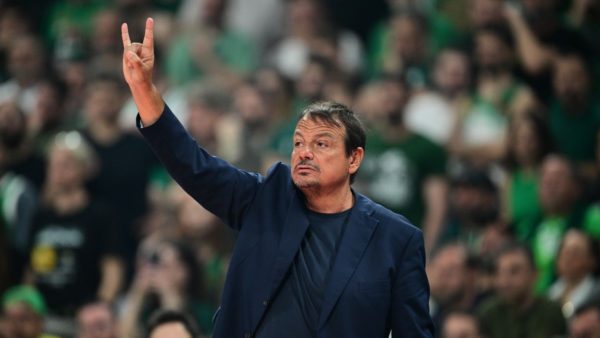 Άταμαν: «Πήραμε τον Τι Τζέι Σορτς, ο Βασίλιε Μίτσιτς θέλει να επιστρέψει, αλλά δεν είναι δυνατόν να τον πάρουμε»