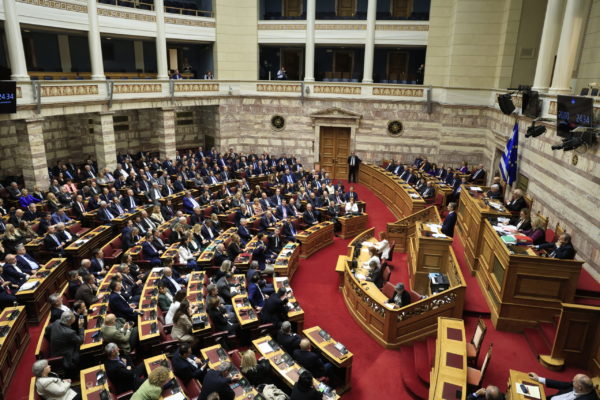 Βουλή: Κατατέθηκε το νομοσχέδιο για την ενίσχυση της Πολιτικής Προστασίας