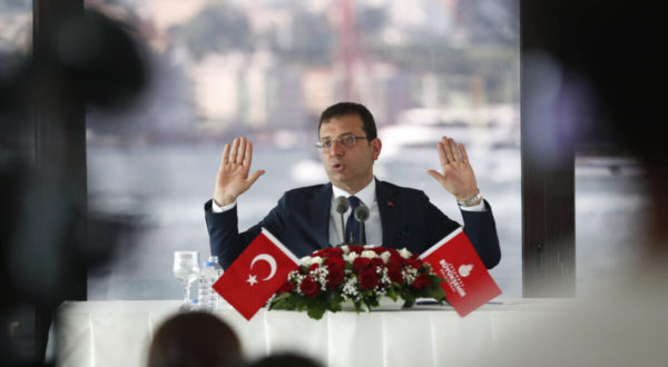 Τουρκία: Φυλάκιση επτά ετών και στέρηση πολιτικών δικαιωμάτων ζητά ο εισαγγελέας για τον Ιμάμογλου