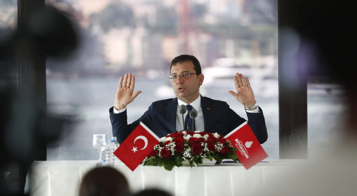 Τουρκία: Φυλάκιση επτά ετών και στέρηση πολιτικών δικαιωμάτων ζητά ο εισαγγελέας για τον Ιμάμογλου