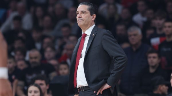 Ο Ερυθρός Αστέρας έμεινε εκτός τελικών στο σερβικό πρωτάθλημα