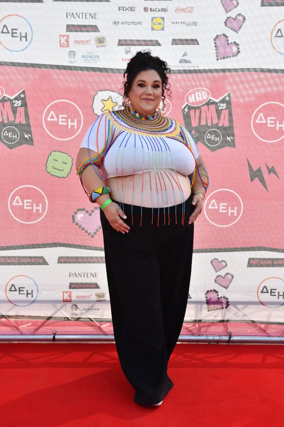 MAD VMA 2025 – Αφροδίτη Γεροκωνσταντή: Η εμφάνιση της ηθοποιού στον 8ο μήνα της εγκυμοσύνης της!