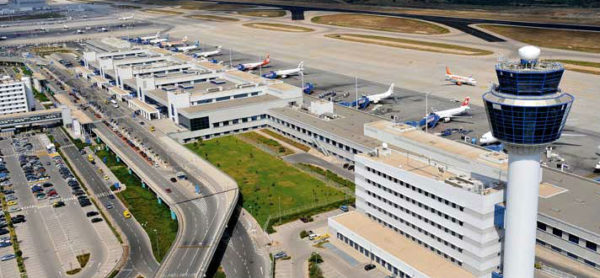 Συναγερμός στο «Ελ. Βενιζέλος» από αναγκαστική προσγείωση αεροσκάφους – Αποκαθίσταται σταδιακά η λειτουργία