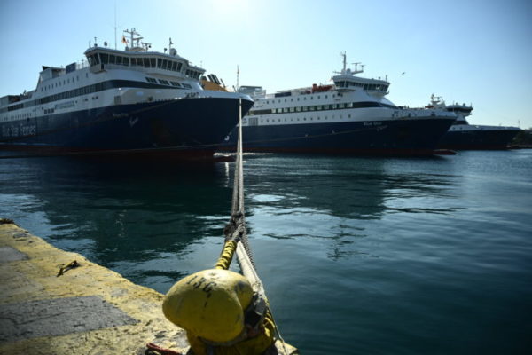 Νέα 24ωρη κινητοποίηση εξήγγειλε η Πανελλήνια Ένωση Ναυτών Εμπορικού Ναυτικού