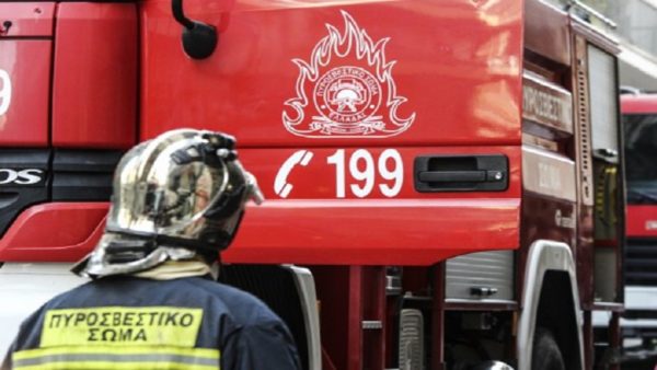 Φωτιά στο Κορωπί – Μεγάλη κινητοποίηση της Πυροσβεστικής