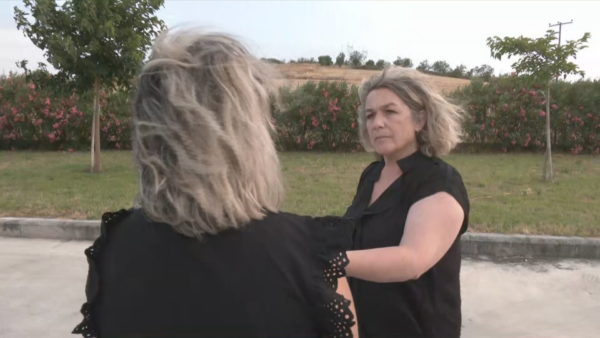 Η κόρη της ασθενούς μιλά στο ΕΡΤNews για τον καρδιοχειρουργό που συνελήφθη ενώ έπαιρνε φακελάκι 2.500 ευρώ από την μητέρα της