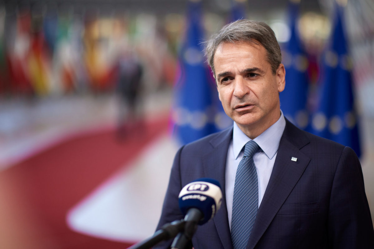 Στις Βρυξέλλες για τη Σύνοδο του Ευρωπαϊκού Συμβουλίου ο Κυριάκος Μητσοτάκης – Επί τάπητος τουρκολυβικό μνημόνιο και μεταναστευτικές ροές από τη Λιβύη