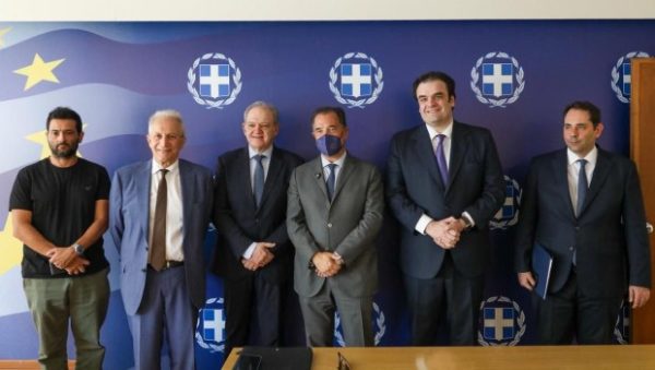 Από τον Ιούλιο τα φάρμακα υψηλού κόστους και στα φαρμακεία