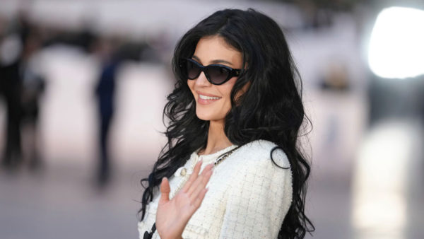 Kylie Jenner: Το snake print είναι η απόλυτη τάση του φετινού καλοκαιριού