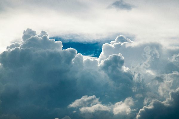 Καιρός: Κορυφώνεται ο καύσωνας αύριο, ακολουθούν μπόρες και βοριάδες – Πρόγνωση από τον Χρ. Παρανό