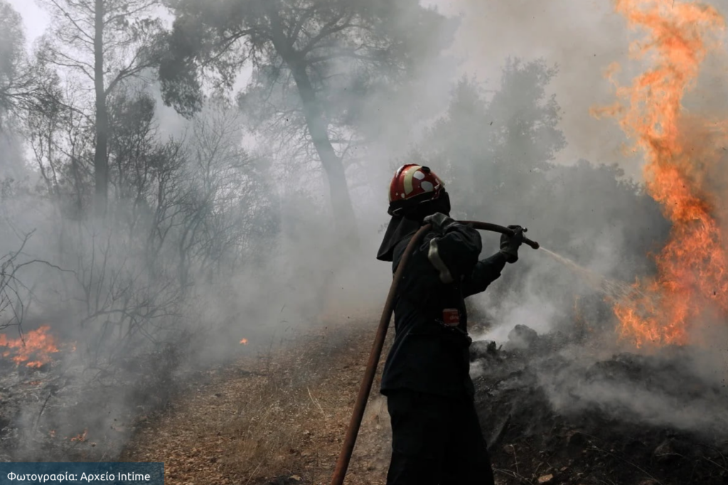 Φωτιά τώρα στην Σπάρτη – Επιχειρούν εναέρια μέσα