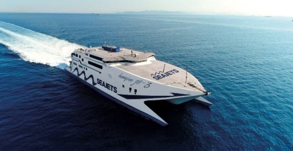 Η γρηγορότερη απόδραση σε Πάρο και Νάξο ξεκινά από τον Πειραιά