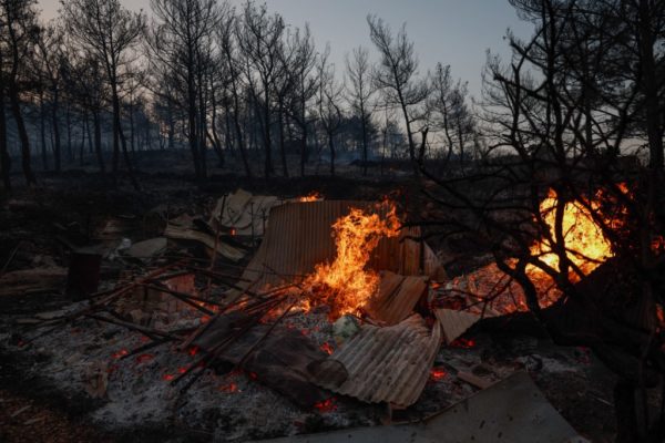 Τι είναι το φαινόμενο της κηλίδωσης και πώς επηρεάζει τη φωτιά