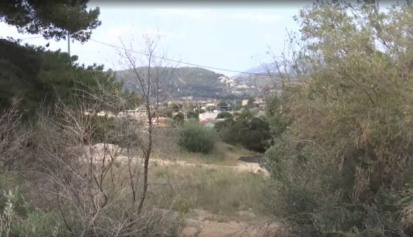 Έλεγχοι σε ακαθάριστα οικόπεδα από την Πυροσβεστική: 3.748 καταγγελίες πολιτών σε 18 ημέρες