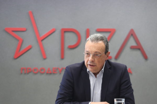 Σ. Φάμελλος για Λιβύη: Απαράδεκτη η απόφαση Χαφτάρ – Ακόμα ένα φιάσκο για την κυβέρνηση Μητσοτάκη