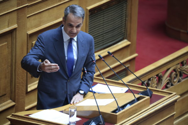 Κυρ. Μητσοτάκης: Αναστέλλεται η εξέταση αιτήσεων ασύλου για 3 μήνες – Όσοι εισέρχονται παράνομα θα συλλαμβάνονται και θα κρατούνται