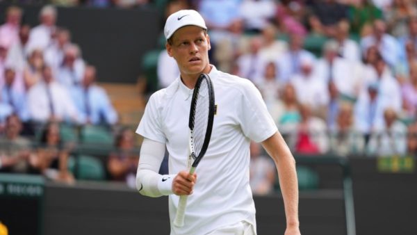 “Αγριεμένος” Σίνερ στα ημιτελικά του Wimbledon