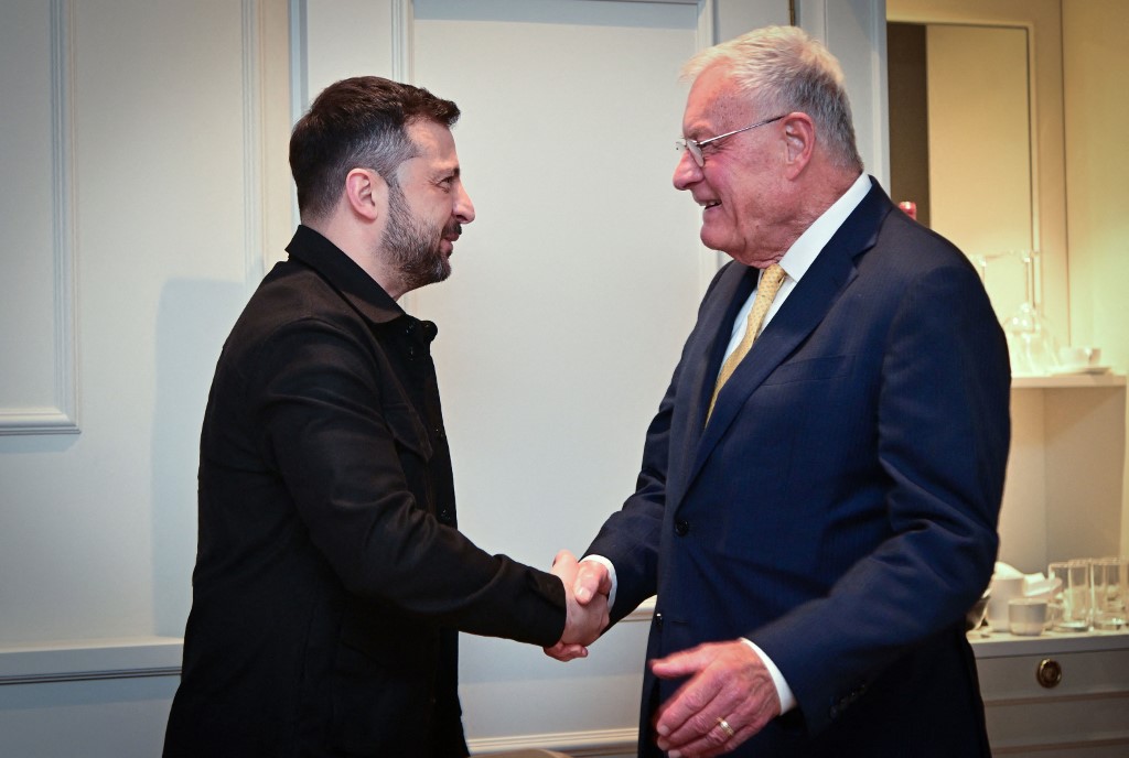 Ο Ουκρανός πρόεδρος Ζελένσκι λέει ότι είχε «ουσιαστικές» συζητήσεις με τον Αμερικανό απεσταλμένο Κέλογκ