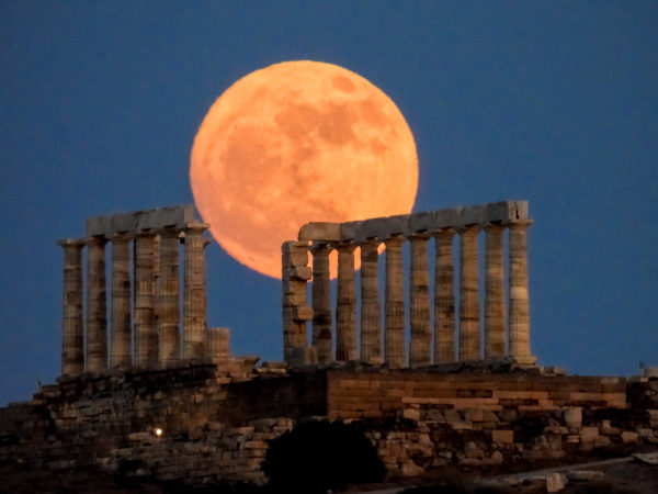 «Φεγγάρι του Κόκκινου Ελαφιού»: Σήμερα, Πέπμτη 10 Ιουλίου η εντυπωσιακή πανσέληνος