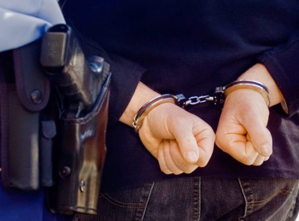 Συνελήφθη 74χρονος φυγόποινος, για πλαστογραφία σε βάρος του ελληνικού Δημοσίου
