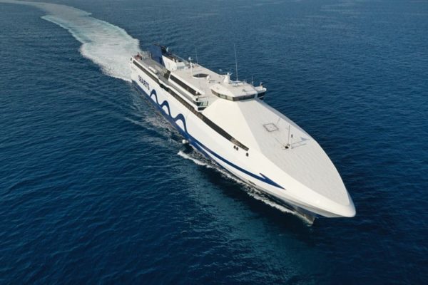 Η Κύθνος όπως δεν την έχεις ξαναδεί: Με το ταχύπλοο της SEAJETS από Πειραιά