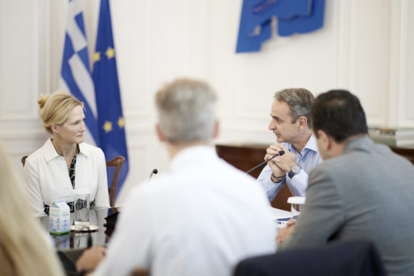 Συνάντηση του Κυρ. Μητσοτάκη με την αντιπρόεδρο της Meta – Hγετικός ρόλος της Ελλάδας στην προστασία των παιδιών από τον ψηφιακό εθισμό