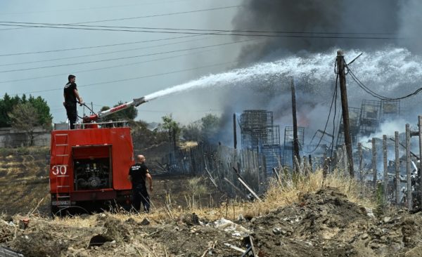 Βόρεια Μακεδονία – πυρκαγιά: Με δύο πυροσβεστικά αεροσκάφη συνδράμει η Ελλάδα