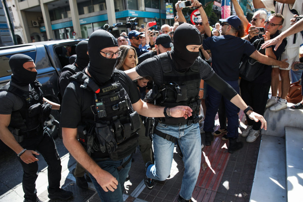 Στις φυλακές Κορυδαλλού οδηγείται αυτή την ώρα η Ειρήνη Μουρτζούκου