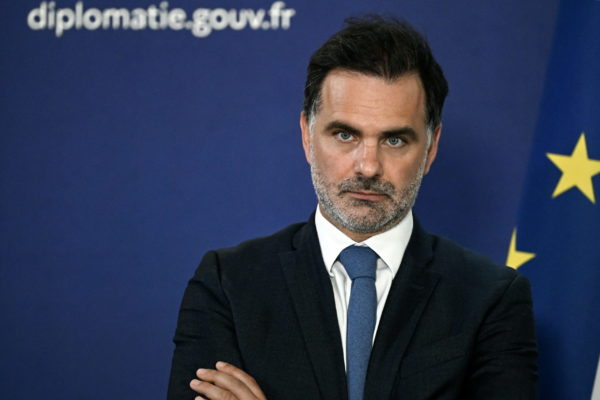 Γαλλία: Έτοιμος για «μπρα ντε φερ» με τις ΗΠΑ δηλώνει ο υπουργός Εξωτερικού Εμπορίου